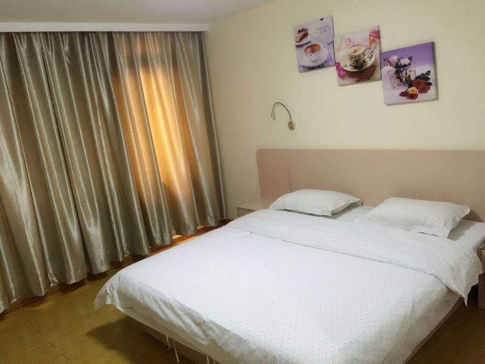 Yimi Inn Shiqiao Metro Sation Pedestrian Street Branch Guangzhou Exterior photo